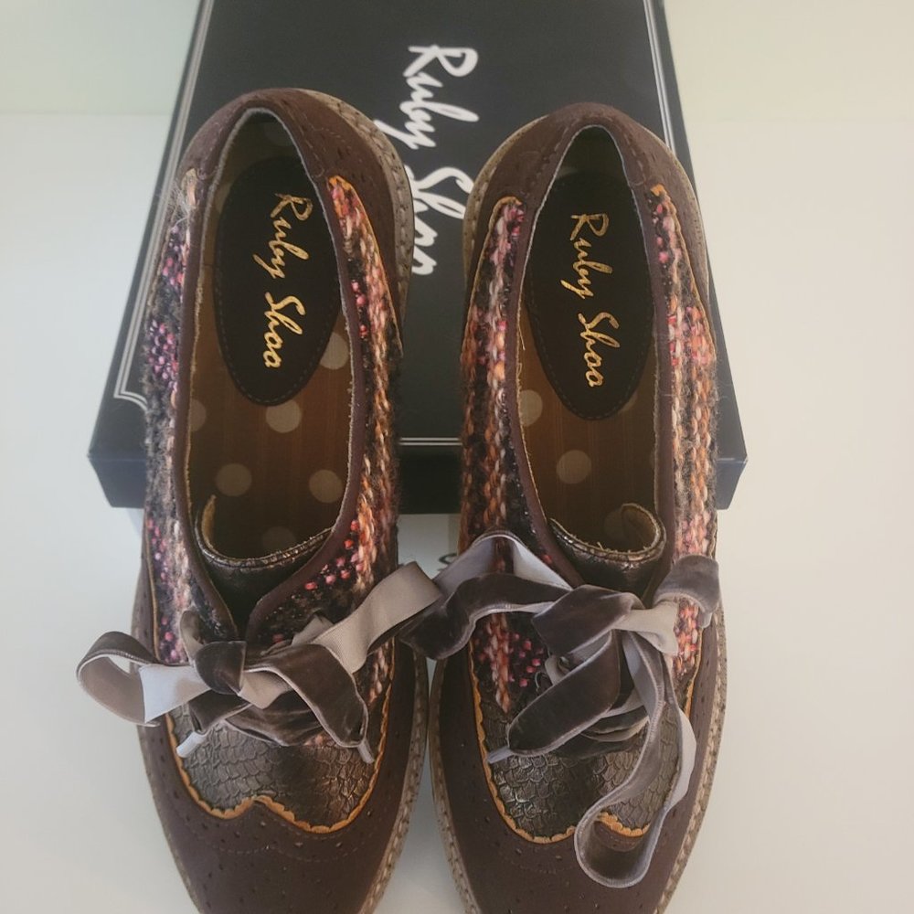 Ruby Shoo wing tip oxford - Picture 4 of 4